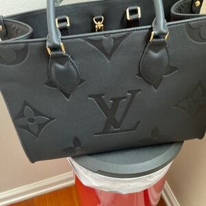 Authentic Louis Vuitton LV Onthego MM Monogram Empriente Black Noir